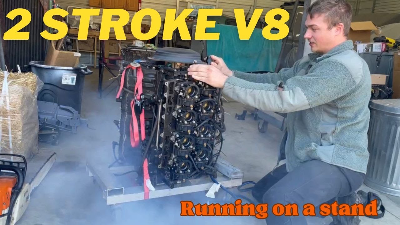 2 stroke V8 RUNS! - YouTube