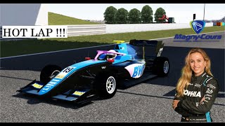 Sophia Flörsch HOT LAP Magny-cours in F3 !