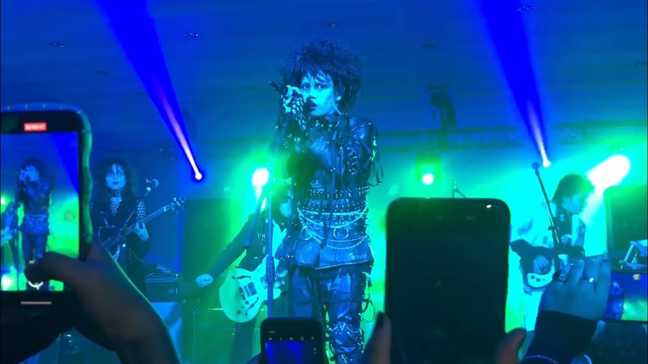 Zild CRAB (Live at Gabi Ng Paniki) YouTube