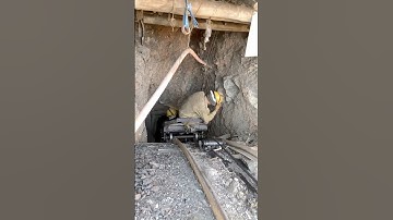 Black diamond mining ⛏️ #diamondmining #goldmining #coalmining #mining