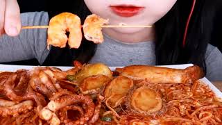 กิน ปลาหมึก ลอบสเตอร์ - Best ASMR Spicy Octopus Shrimp [ Thai ASMR ]