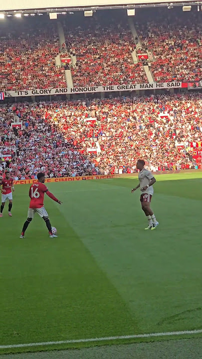 Cunha's penalty claim in the 89th minute #mufc #munars #cunha