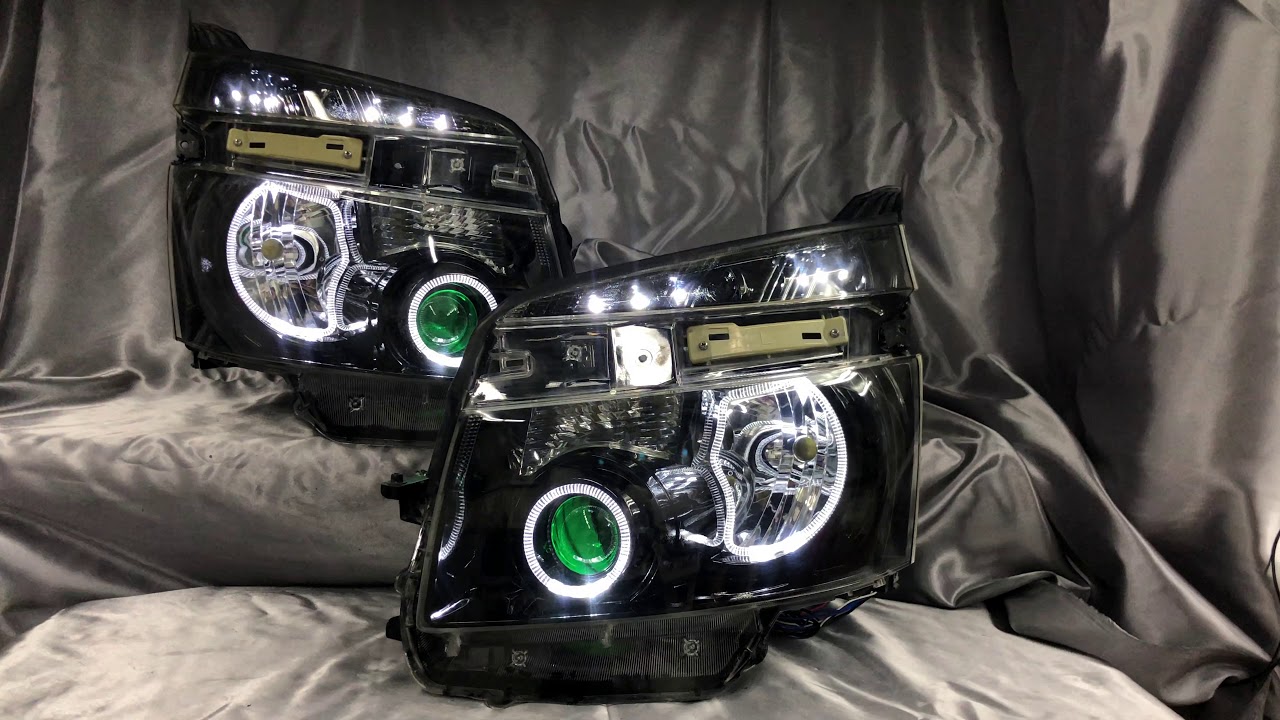 70系 ヴォクシー 前期 LEDイカリング＆RGBフルカラーLEDプロジェクター