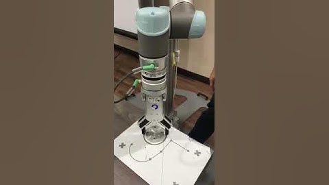 ROBOT ARM UR5 GRIPPER