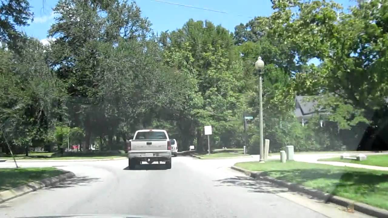 Huge houses in Alabama. YouTube