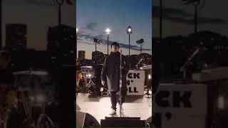 Download Lagu Liam Gallagher - Halo (River Thames 2020 #liamgallagher #oasis #noelgallagher MP3 Download Lagu Liam Gallagher - Halo (River Thames 2020 #liamgallagher #oasis #noelgallagher MP3