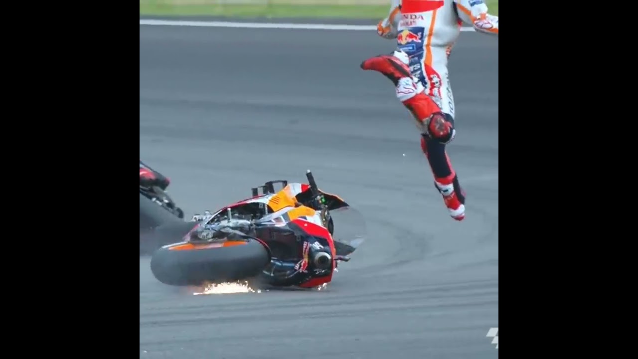 Wear A Helmet And Airbag Suit Also That S Safe For You Shorts Motogp Superbike Safety Crush