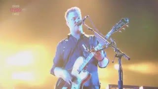 Queens of the Stone Age - Little Sister - Live Reading Festival 2014