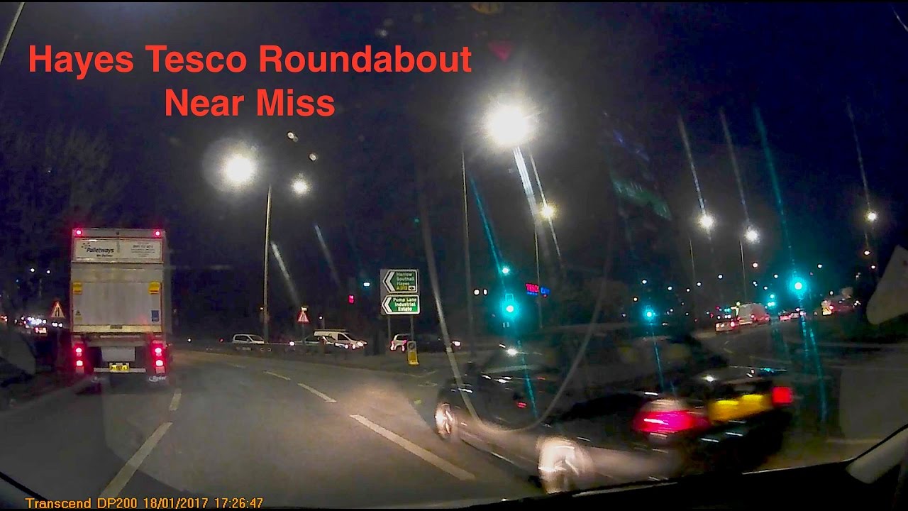 Near miss at Hayes Tesco Roundabout / North Hyde Road / The Parkway