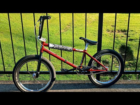 BMX Flybikes Sierra カスタム This Fly Bikes Moto Sierra Build Is INSANELY Lightweight! 👀 - YouTube