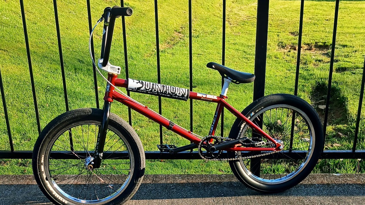 fly bikes カスタム This Fly Bikes Moto Sierra Build Is INSANELY Lightweight! 👀 - YouTube