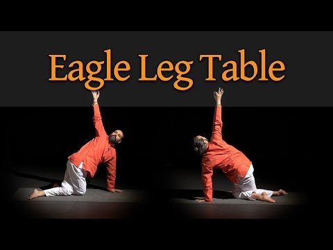 Hoe de Eagle Been Table pose doen - Yogasana 265-286