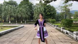 越南小妝直播團隊\/越南苗族姑娘穿苗族衣服跳舞美麗極了