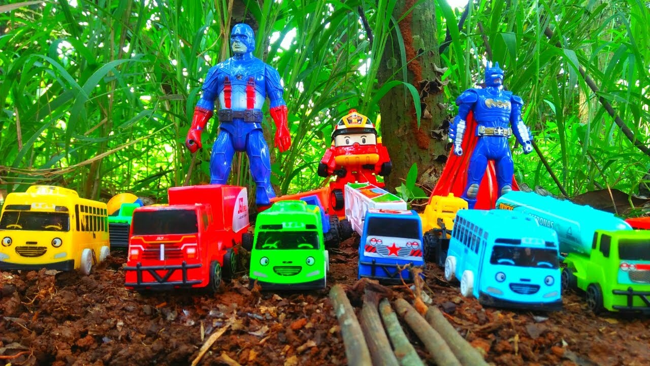 Truk kontainer masuk jurang mainan mobil truk,bus tayo dan super