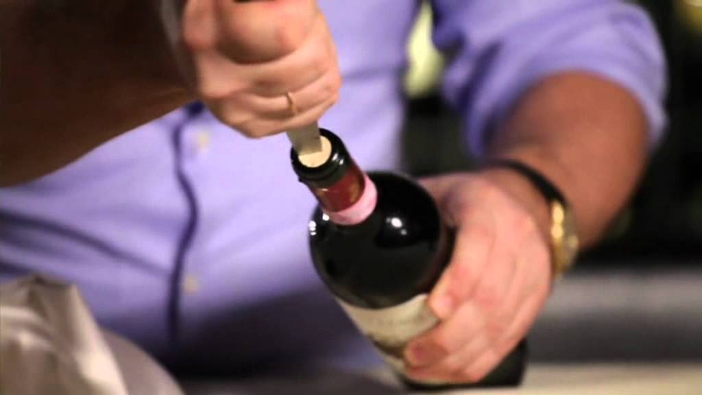 Вино | Как открыть вино без штопора? | Simple