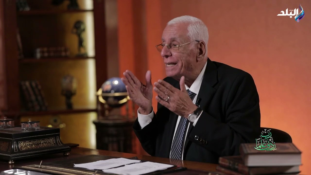 الدكتور حسام موافي يطمئن متابع متخوف من الأشعة بالصبغة: اسمع الكلام وأنت مغمض