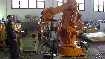 ABB IRB6400 IRB 6400 M98 industrial robot at EUROBOTS.NET