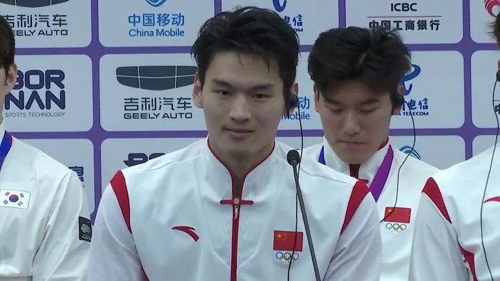 China's Xu Jiayu & Qin Haiyang after winning men's 4x100 medley relay gold at Hangzhou Asian Games - DayDayNews