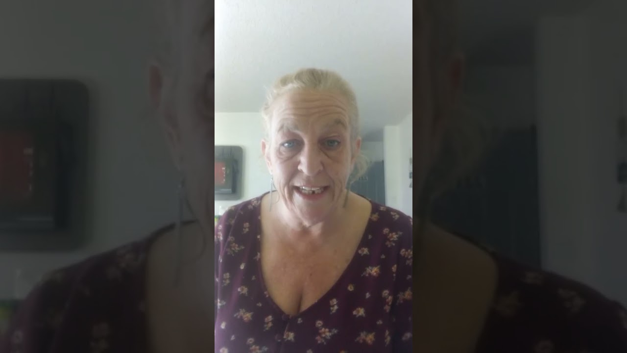 PERSPECTIVE ~ An Orphaned Bird 🐦 Left Stuck In A Tree 🌳