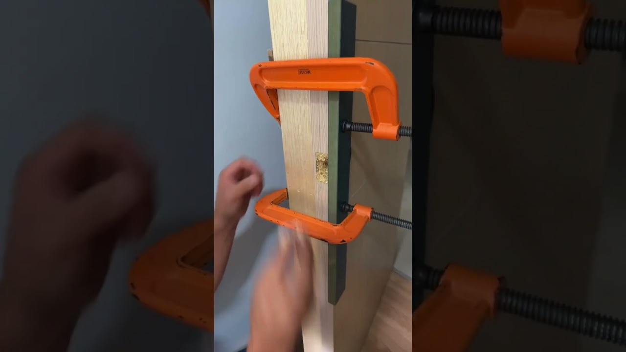 Cómo reparar rasguños en una puerta de madera, Trucos caseros, Hacks, nnda, nnni, OFF-SIDE