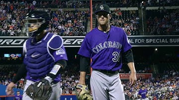 COL@NYM: Freeland fields soft grounder to get the out