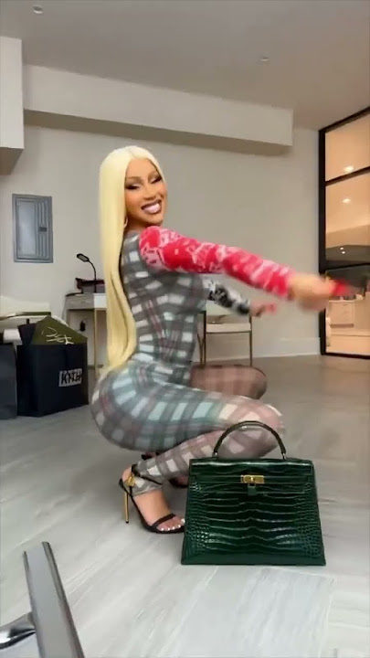 Cardi B is so beautiful 😍 He really lost #cardib