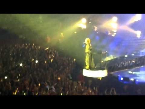Mylène Farmer - Bleu Noir - Bercy Timeless - 14 09 2013