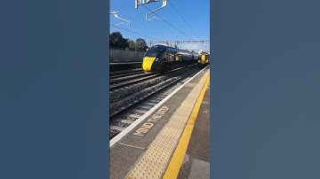 GWR class 802 passing Newbury 802020 & 802009 3/10/23 #shorts