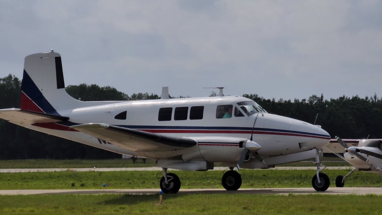 KVDI Aircraft Arrivals ahead of the Vidalia Onion Festival Air Show