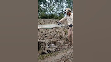 Smart techniques when plowing with small tractor