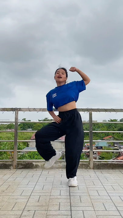 Like JENNIE Dance Challenge Trend #JENNIE #JENNIE_Ruby #LikeJennie
