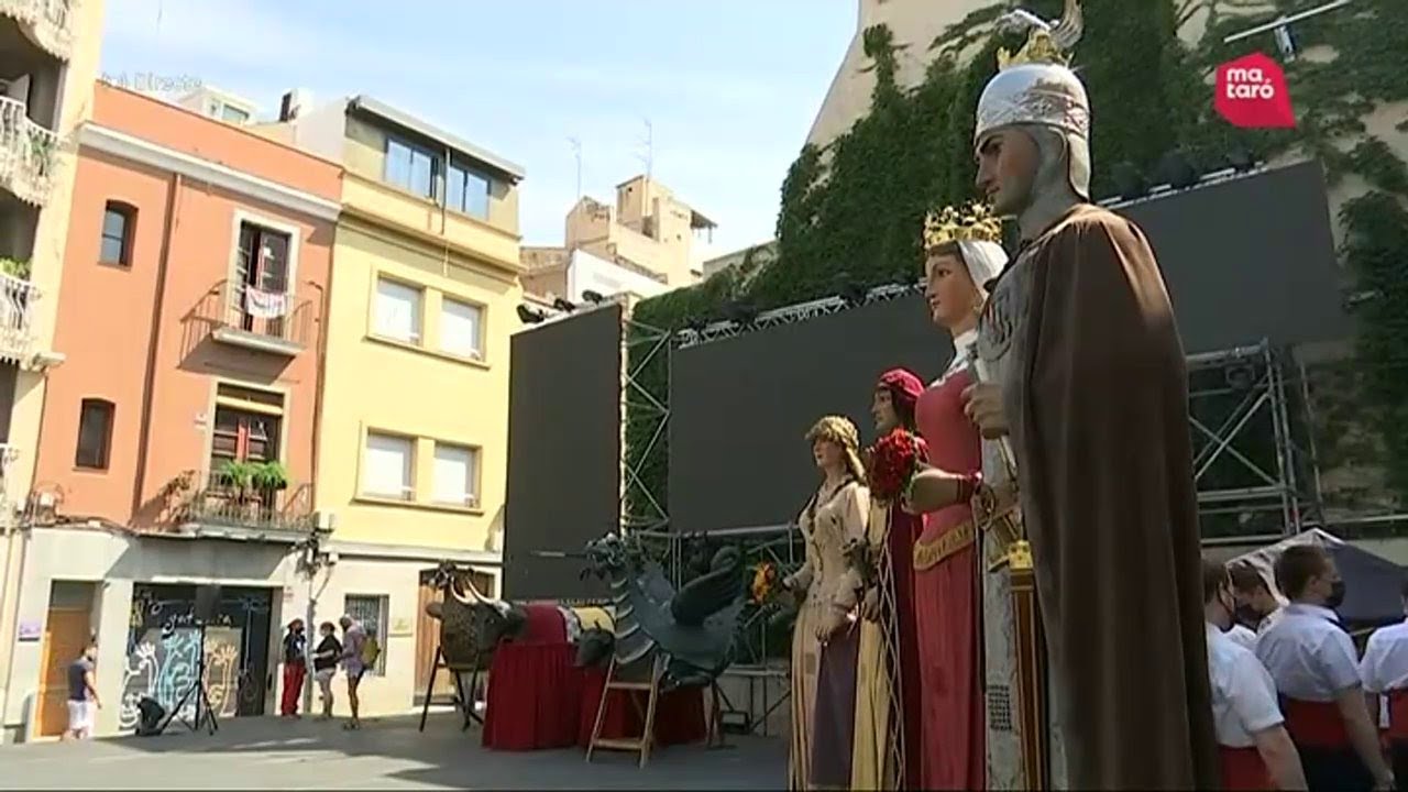 Mostra de balls propis de les comparses de Mataró. (25/07/2021)