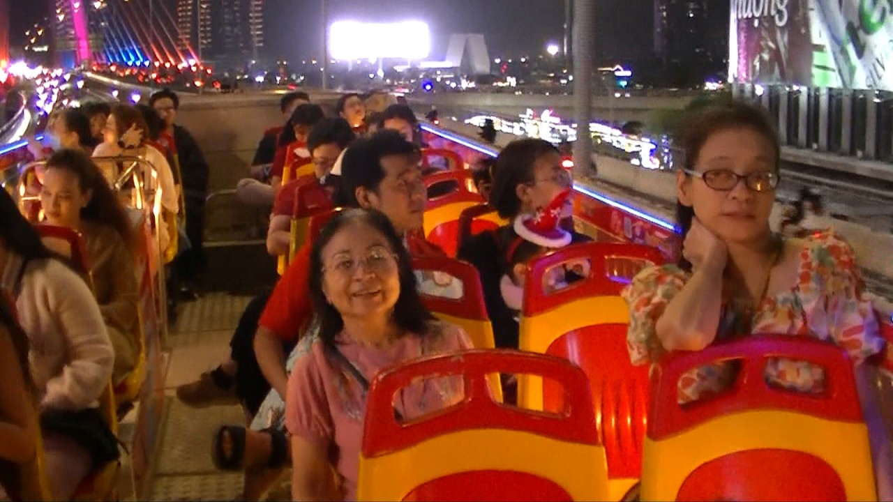 Trải nghiệm Xe Bus 2 Tầng Sightseeing