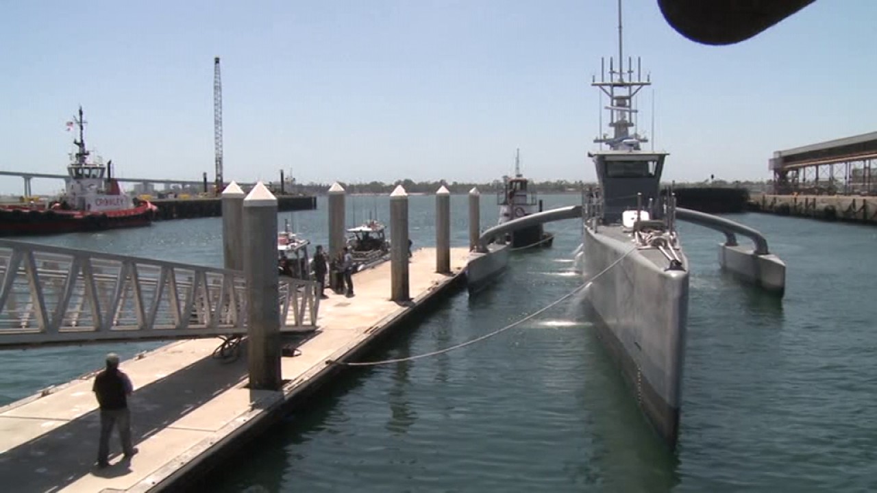 futbol emotion Pentagon reveals largest self-driving warship: Sea Hunter