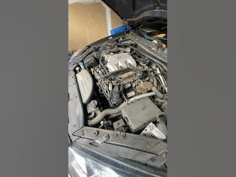 2013 Hyundai Genesis 3.8L Engine knock - YouTube
