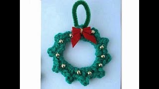 HOW TO CROCHET A MINI-WREATH ORNAMENT