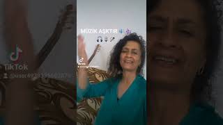 Çi̇ydem Kiliç.unutursun Di̇ye Çok Korkuyorum.🎼🎶🎧🎙🎤