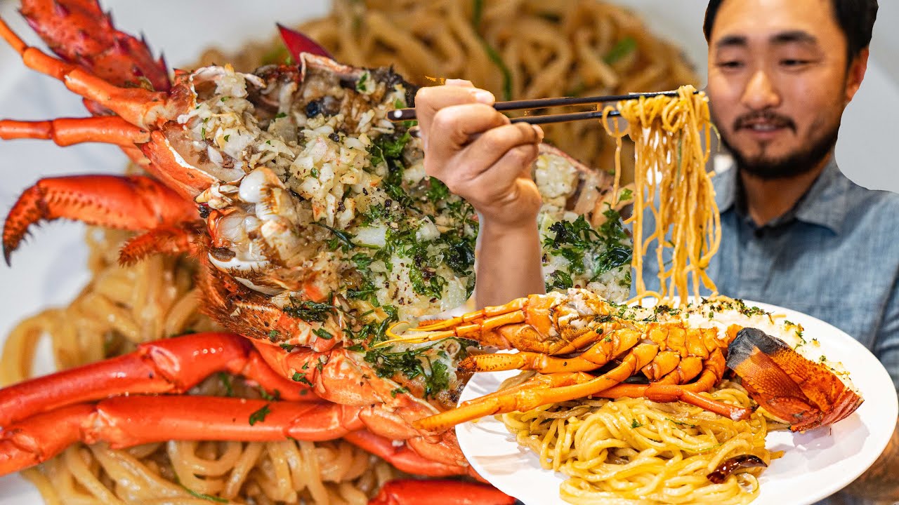 LOBSTER GARLIC NOODLES Freediving in the Ocean at Night YouTube