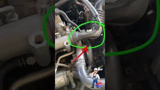 Why is the intake hose compressing when revving the engine ?#automobile #mechanic #autopoint