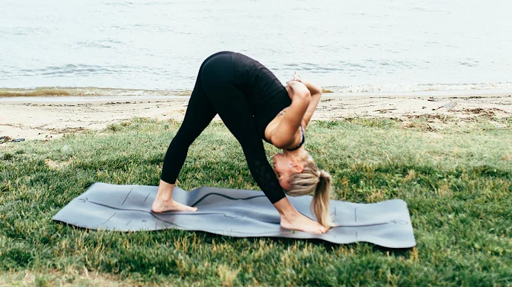 60 minute Vinyasa Flow w/Heather Osborne