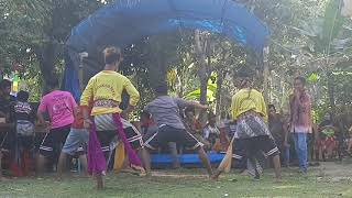 kuda lumping unit 5. Pulau buru. Maluku