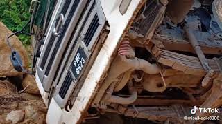 Tik Tok Lori Terbalik