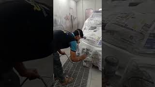 आज की वीडियो में देखें पूरा Bumper Repair, Denting &amp; Painting Process step by step 🔧