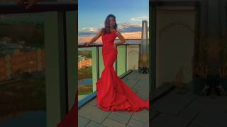 Ushna Shah Looking Super Hot In This Mermaid Style Red Dress