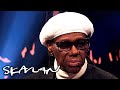 Nile Rodgers: – My parents were both heroin addicts | SVT/TV 2/Skavlan