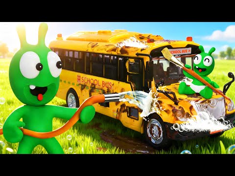 Pea Pea and Baby vs Muddy Bus Cleanup🧽 | Wheels on the Bus Cartoon