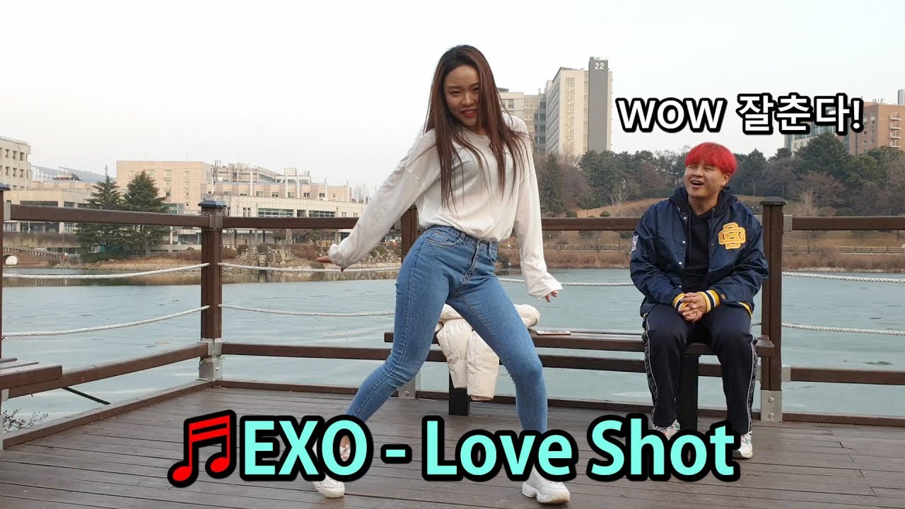 이번엔 미모(?)의 관종 치어리더 홍민희!! 새로운 돌아이가 나타났다..