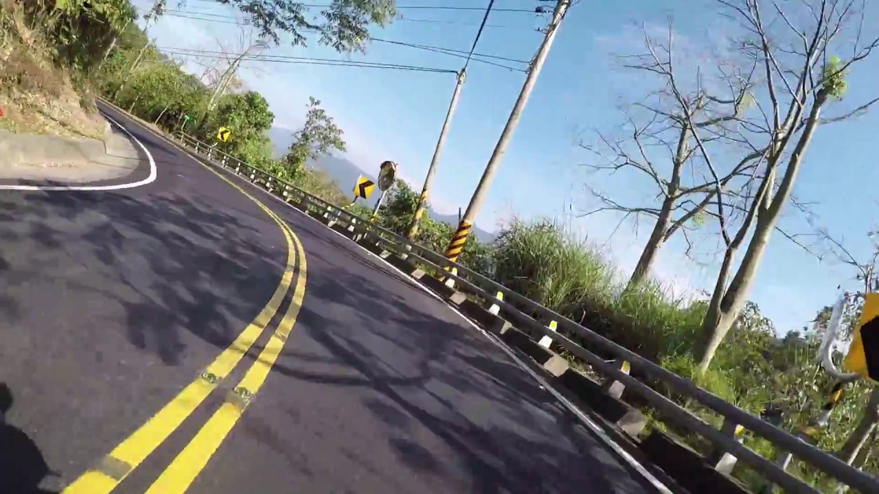 kayak flight GoPro錄影行車山路畫面宛如遊戲臨場感|scooter filmed Mountain road by Gopro