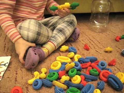 00149# Каучуковый конструктор 'Ассорти' (Маша 3,5 года)