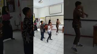 Kelompok 1 : Latihan Tari  Sontoloyo Masal #smp2selomerto